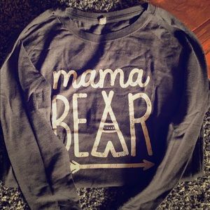 🛍3 for $30 Mama bear sweatshirt